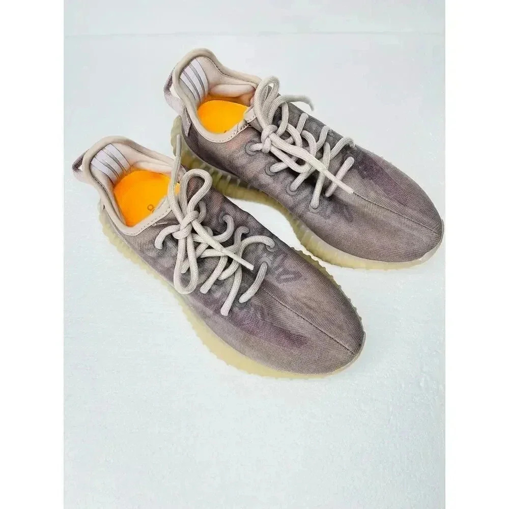 Adidas Yeezy  Boost 350 V2 Mono Mist Sneakers Mens size 5 Light purple